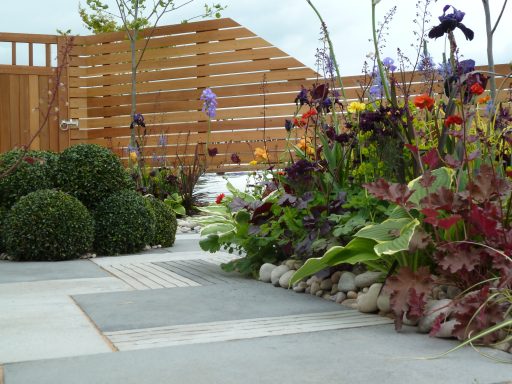 Emerson's Gardens - Modern Twist